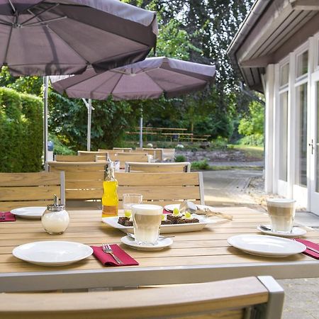 Cjd Bonn Castell Hotel Bagian luar foto