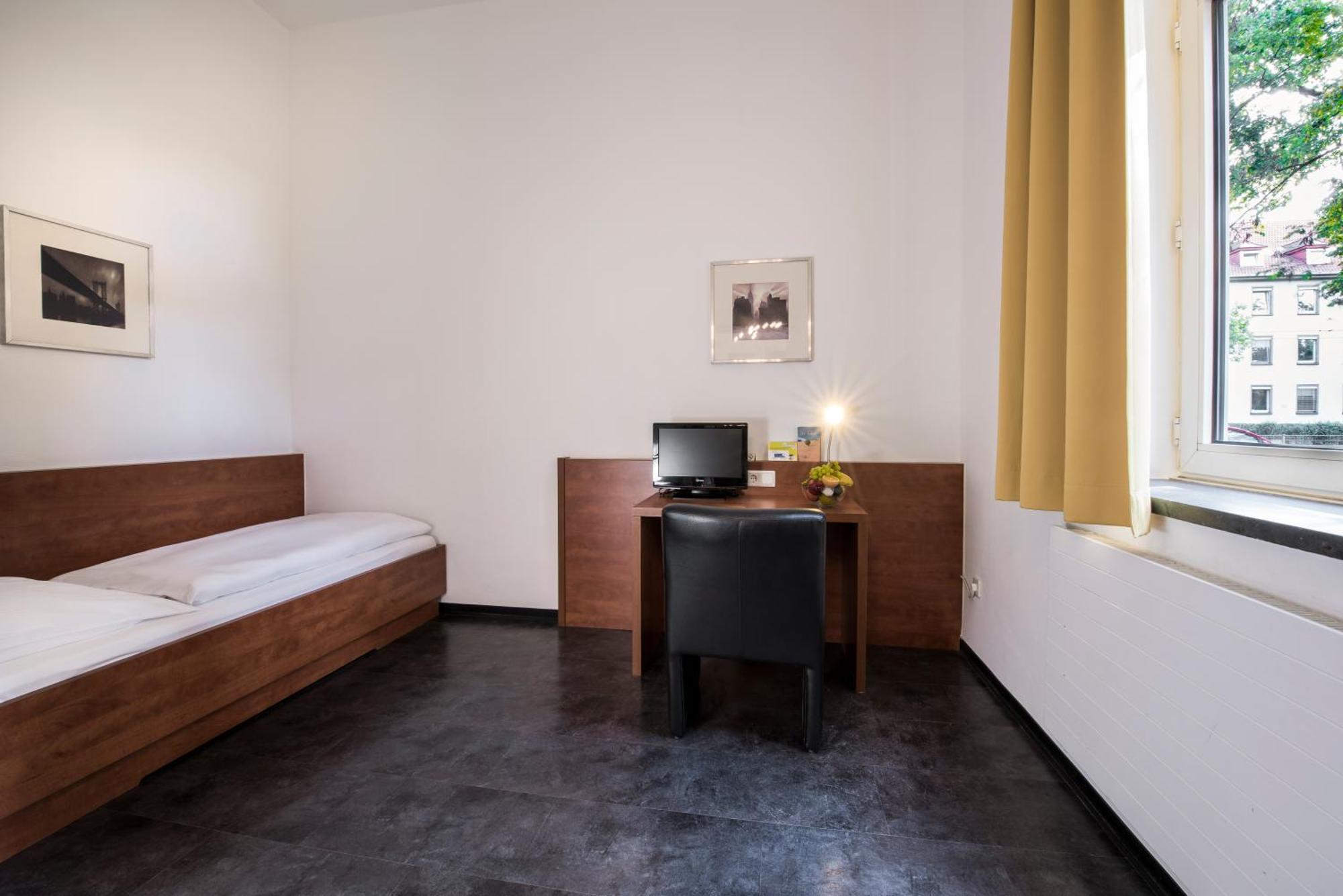 Cjd Bonn Castell Hotel Ruang foto