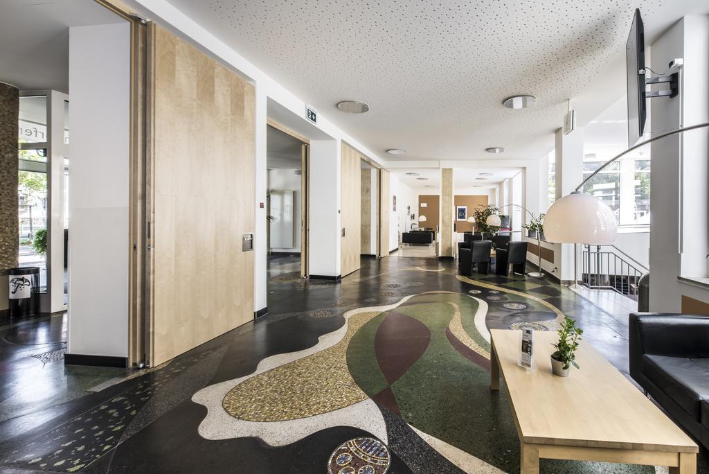Cjd Bonn Castell Hotel Bagian luar foto