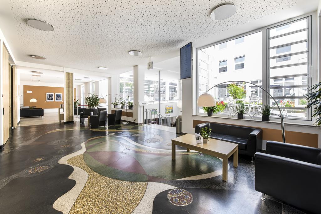 Cjd Bonn Castell Hotel Bagian luar foto