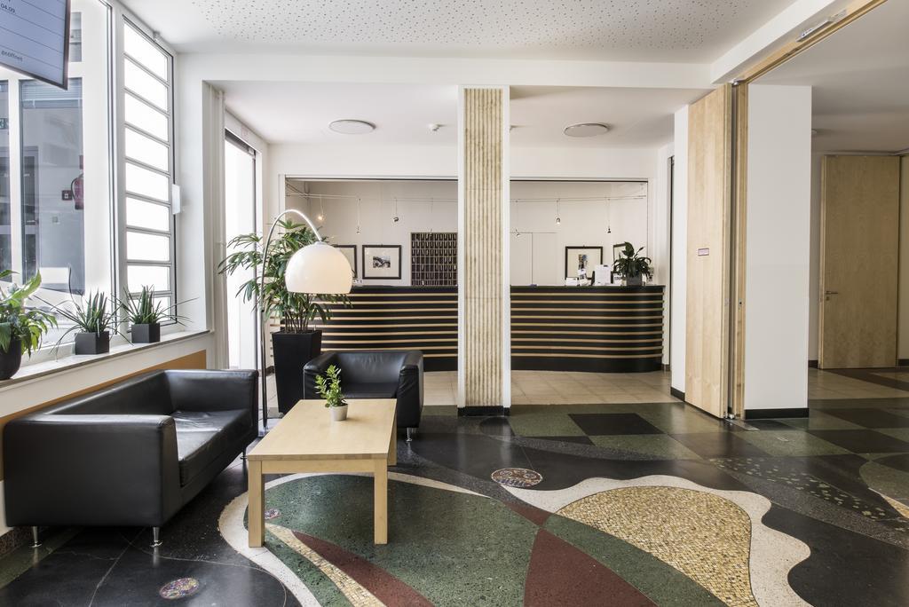 Cjd Bonn Castell Hotel Bagian luar foto