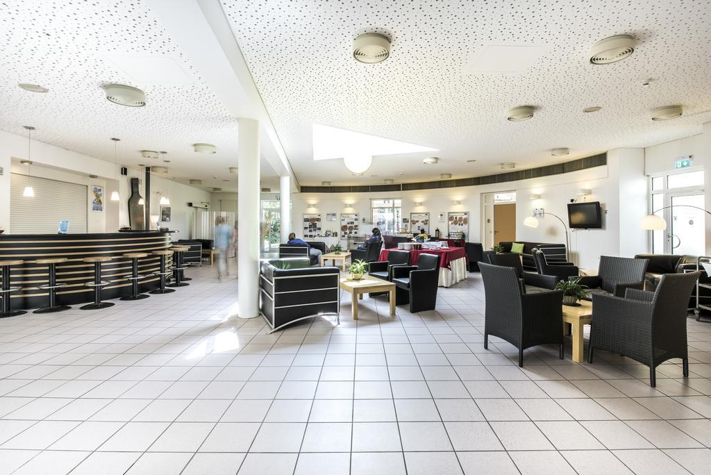 Cjd Bonn Castell Hotel Bagian luar foto